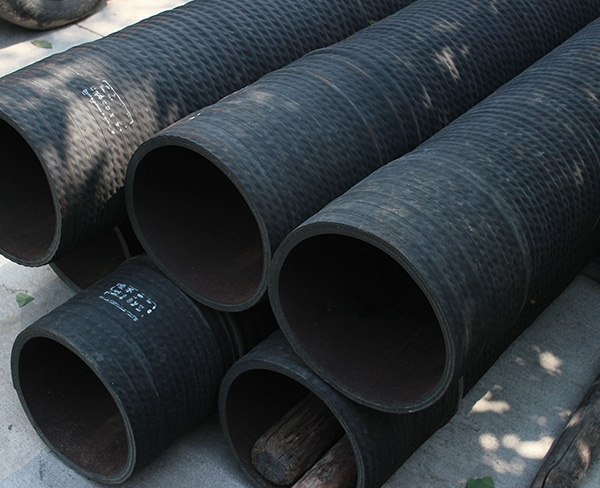 大口徑輸水膠管